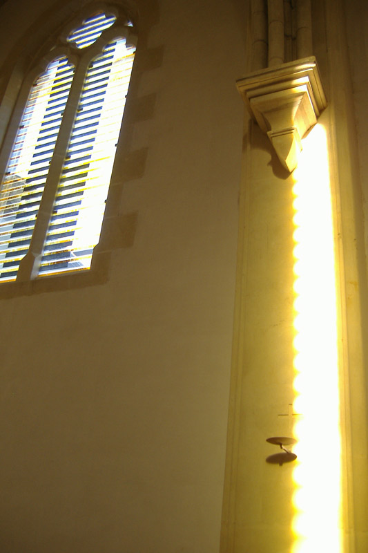 Lumière du soir dans l'église